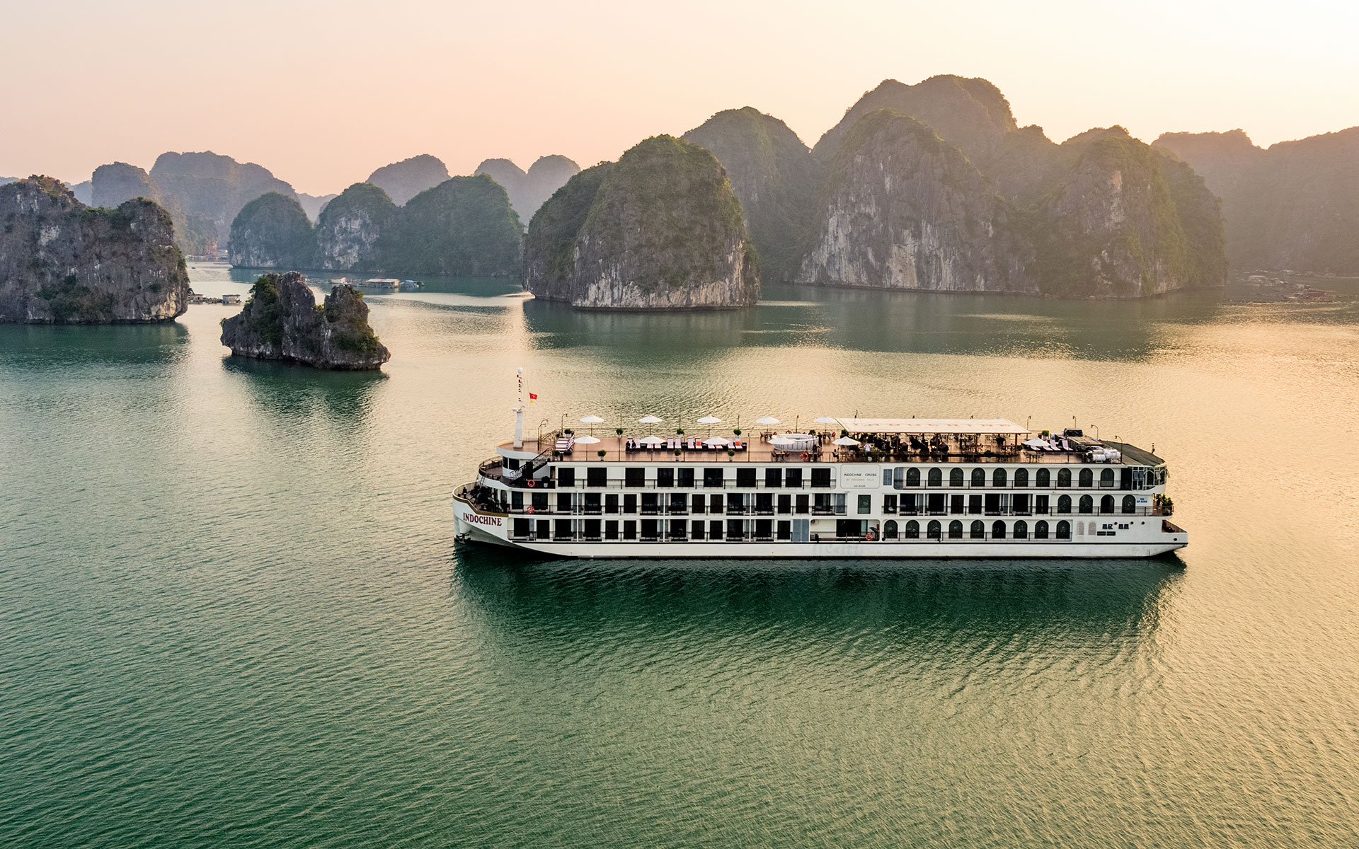 amasia-new-indochine-boat-lan-ha-01