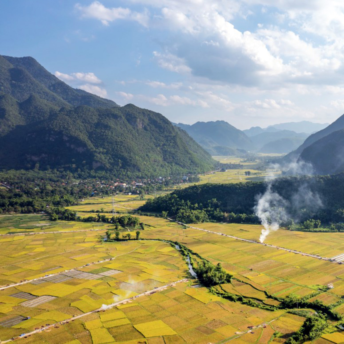 Picturesque and Peaceful Mai Chau Valley in Northern Vietnam